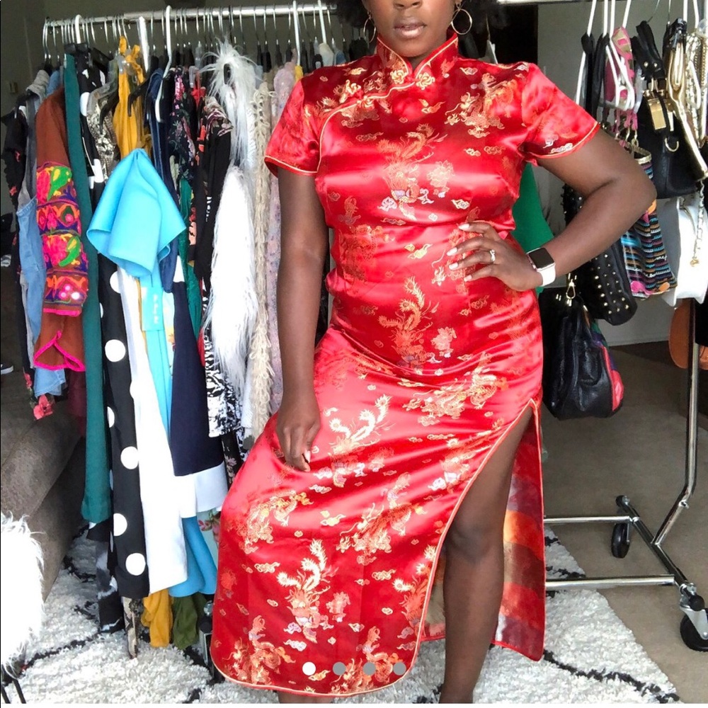 Vintage short sleeve Chinese red dragon dress